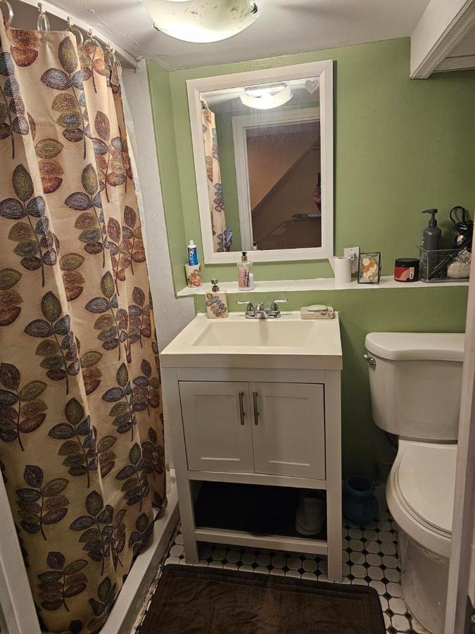 Warm Queens Apartment 5 Min From Laguardia 1 Min From Train New York Ngoại thất bức ảnh