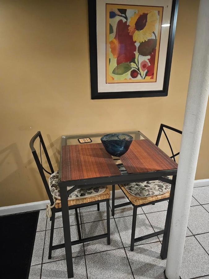 Warm Queens Apartment 5 Min From Laguardia 1 Min From Train New York Ngoại thất bức ảnh